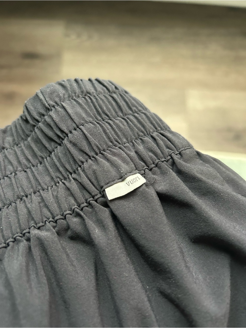 Vuori Villa Shorts in Black - Picture 4 of 5